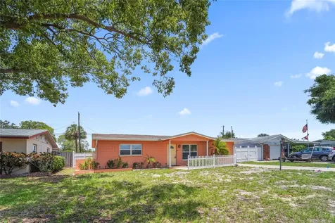 11465 69TH Avenue Seminole FL 33772