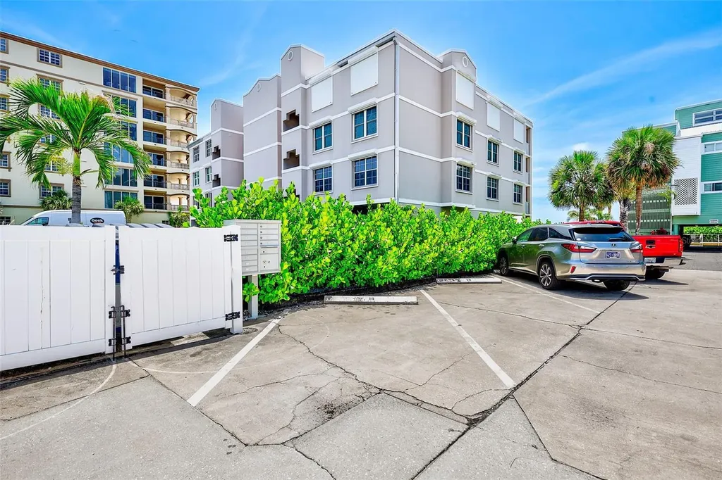 19530 Gulf Boulevard Indian Shores FL 33785