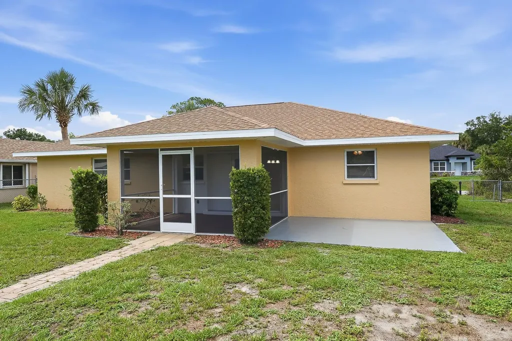 3781 Wayward Avenue North Port FL 34286