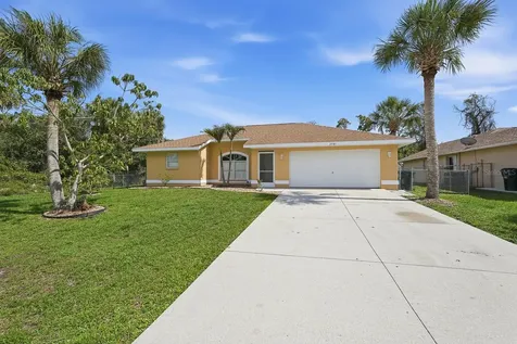 3781 Wayward Avenue North Port FL 34286