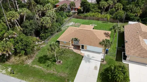 3781 Wayward Avenue North Port FL 34286