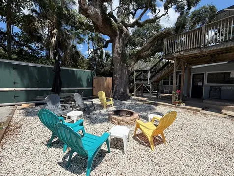 101 W Lemon Street Tarpon Springs FL 34689