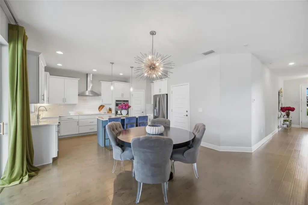 3023 W Carmen Street Tampa FL 33609