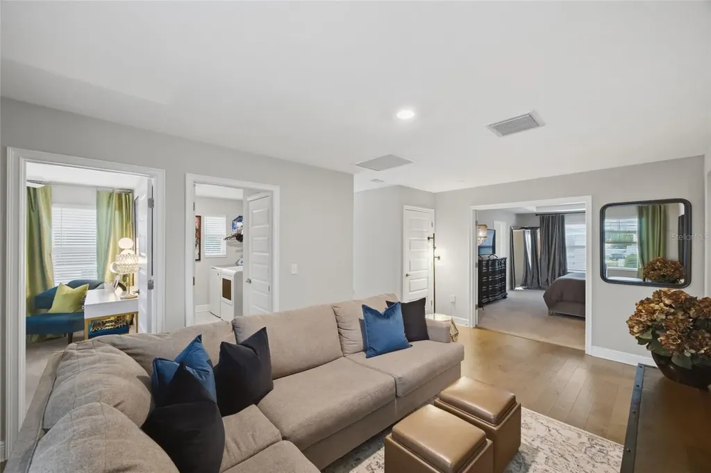 3023 W Carmen Street Tampa FL 33609