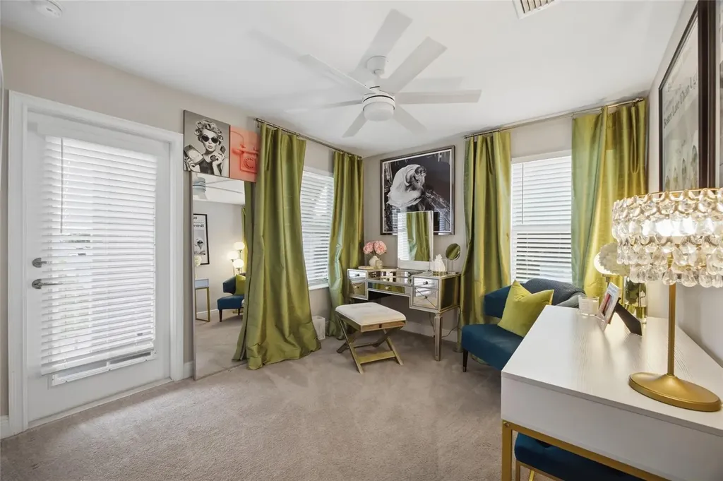 3023 W Carmen Street Tampa FL 33609