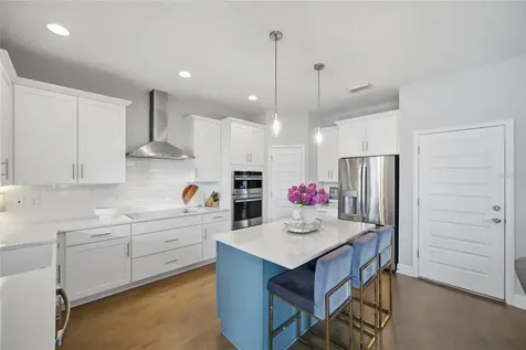 3023 W Carmen Street Tampa FL 33609