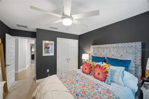 3023 W Carmen Street Tampa FL 33609