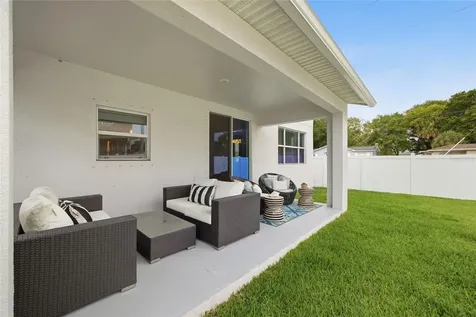 3023 W Carmen Street Tampa FL 33609
