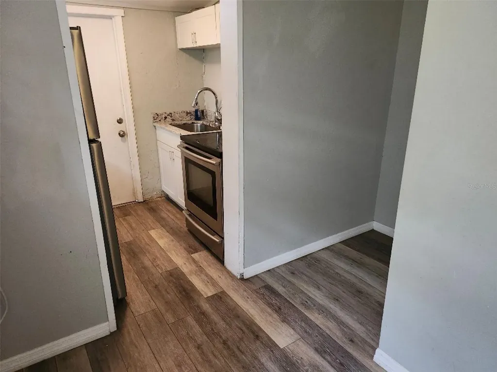 1426 10th Street W Bradenton FL 34205