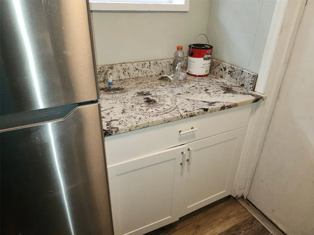 1426 10th Street W Bradenton FL 34205