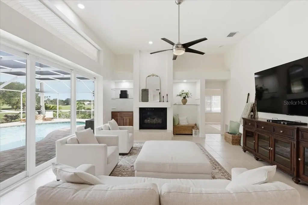 9161 Southern Comfort Court Weeki Wachee FL 34613