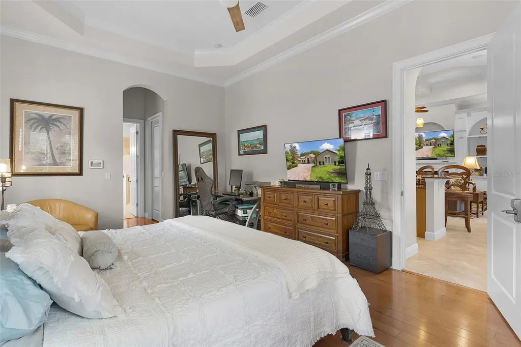 9429 San Miguel Howey In The Hills FL 34737