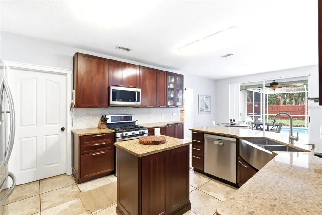 1610 Ledgestone Drive Brandon FL 33511