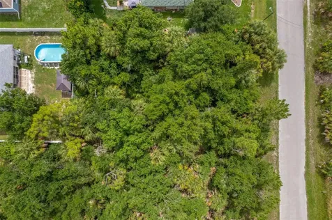 Van Leer Avenue North Port FL 34288