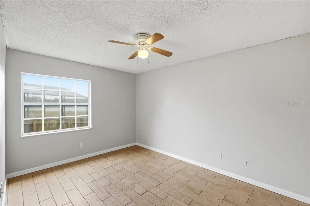 43 Lake Jackson Drive Mascotte FL 34753