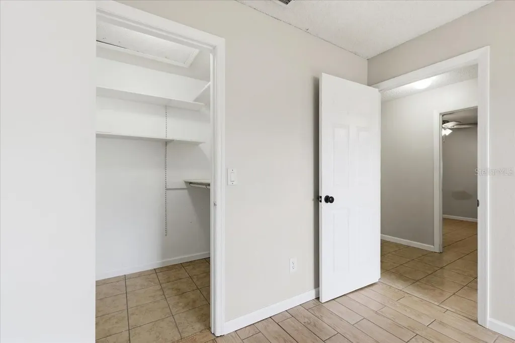 43 Lake Jackson Drive Mascotte FL 34753
