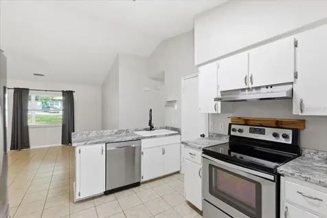 43 Lake Jackson Drive Mascotte FL 34753