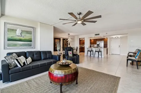 400 Island Way Clearwater FL 33767
