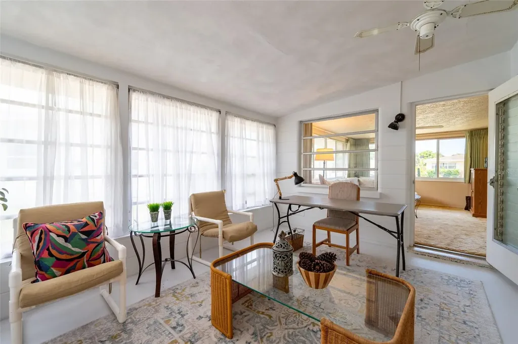 2215 Grove Street Sarasota FL 34239