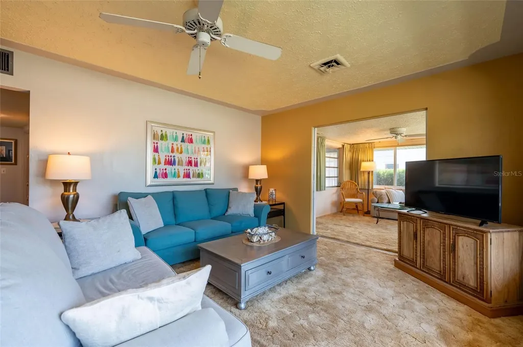 2215 Grove Street Sarasota FL 34239