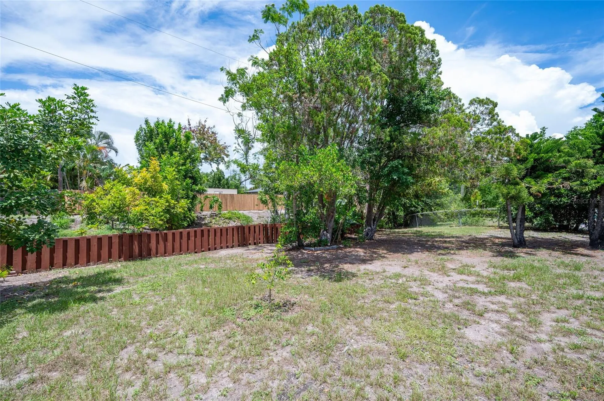 2215 Grove Street Sarasota FL 34239