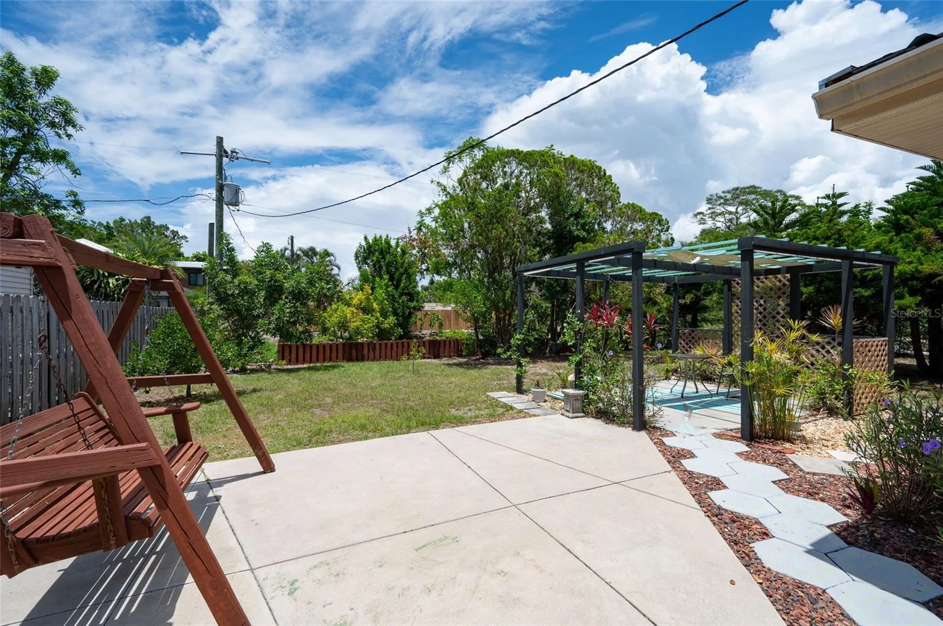 2215 Grove Street Sarasota FL 34239