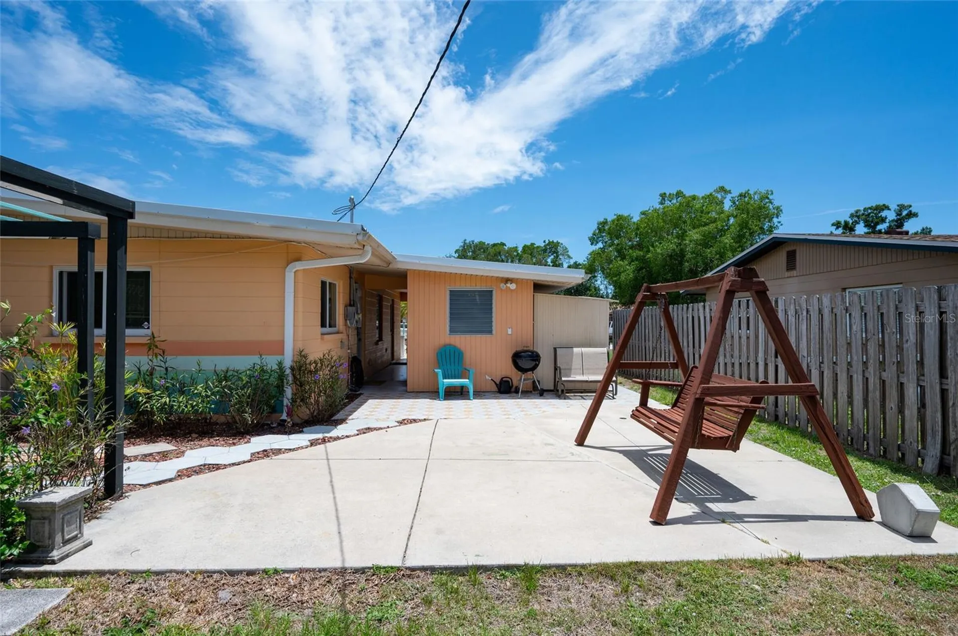 2215 Grove Street Sarasota FL 34239