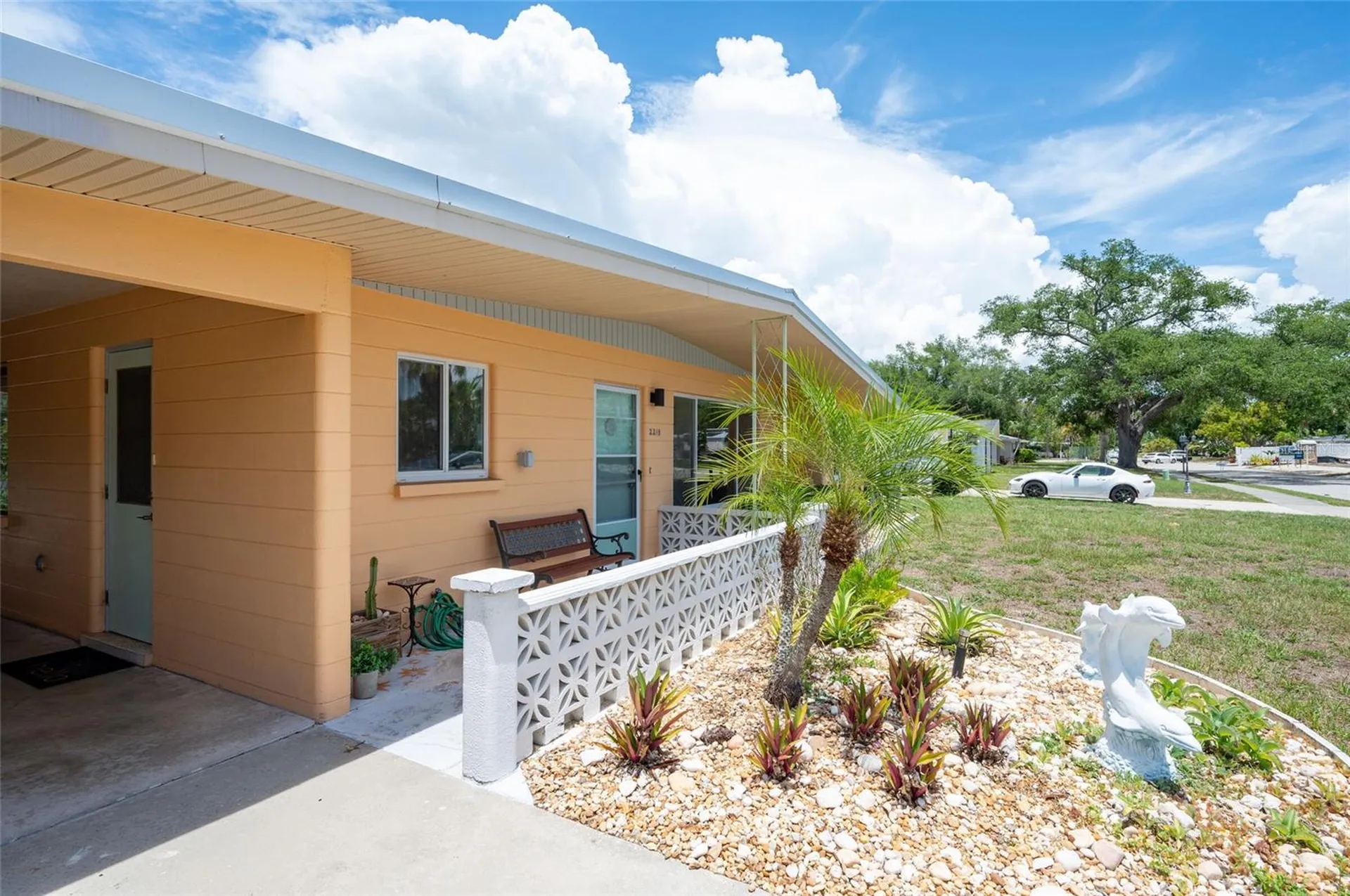 2215 Grove Street Sarasota FL 34239