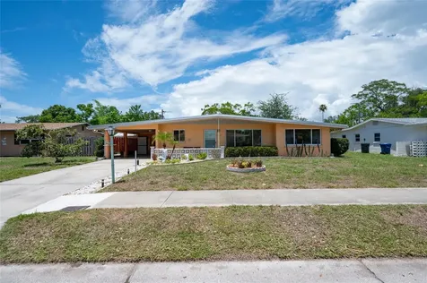 2215 Grove Street Sarasota FL 34239