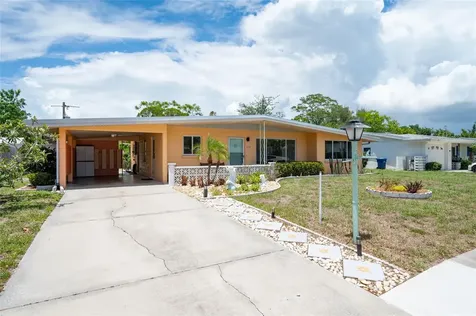 2215 Grove Street Sarasota FL 34239