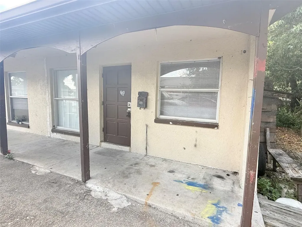 1100 70th Street N St Petersburg FL 33710