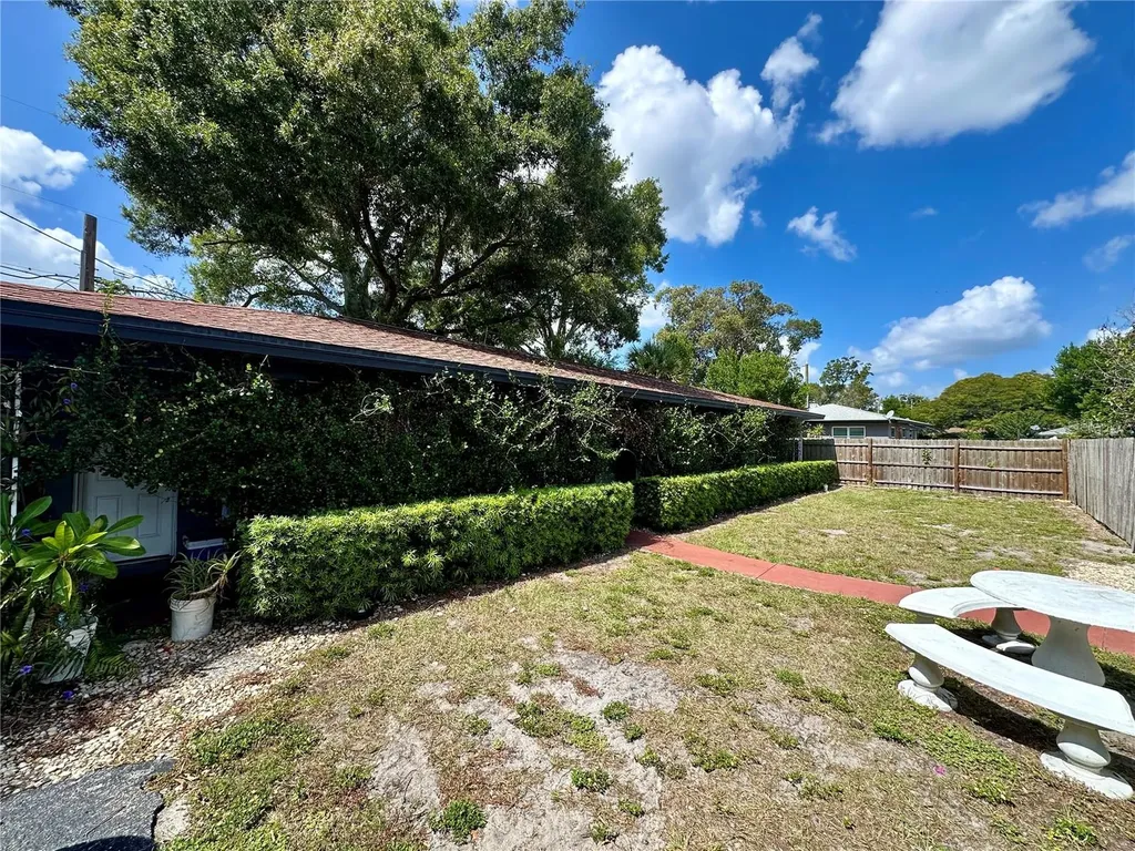 412 S Aurora Clearwater FL 33765
