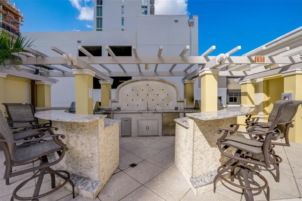 300 Beach Drive NE St Petersburg FL 33701
