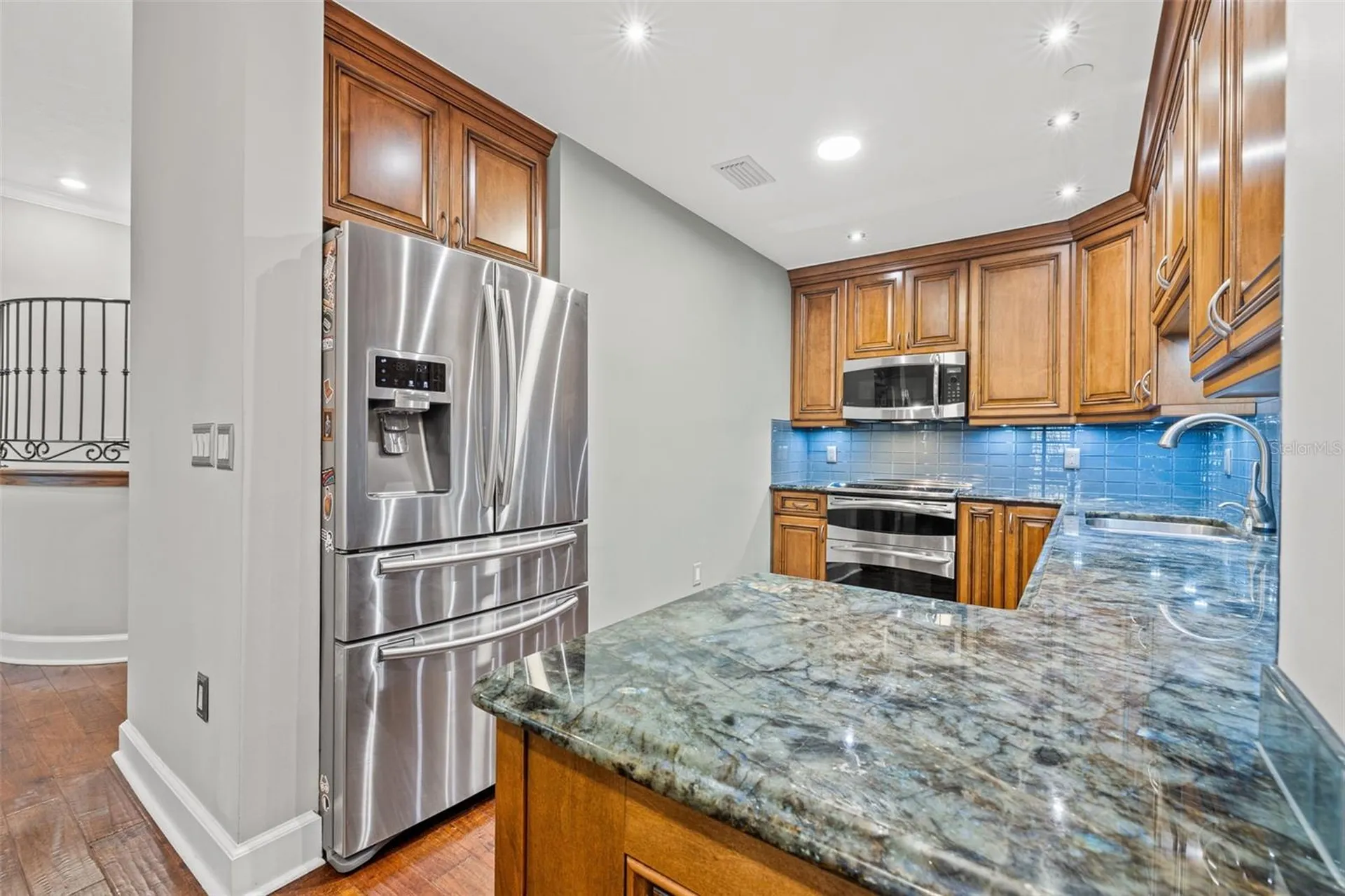 300 Beach Drive NE St Petersburg FL 33701
