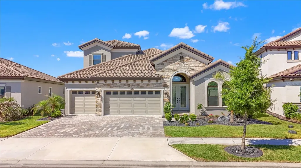 11008 Rustic Timber Loop San Antonio FL 33576
