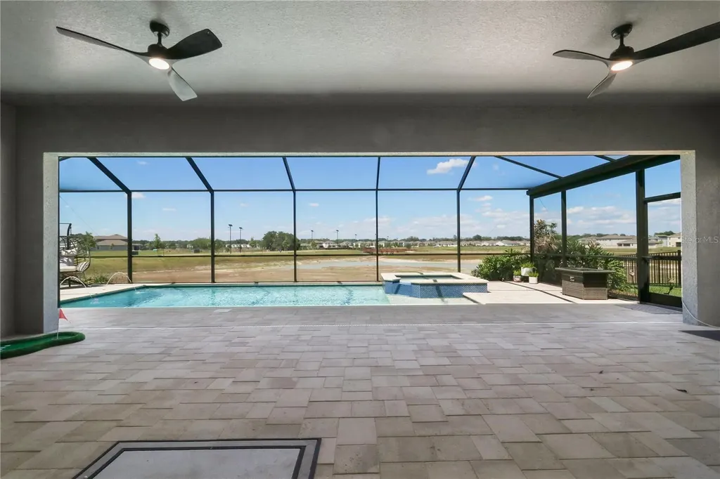 11008 Rustic Timber Loop San Antonio FL 33576