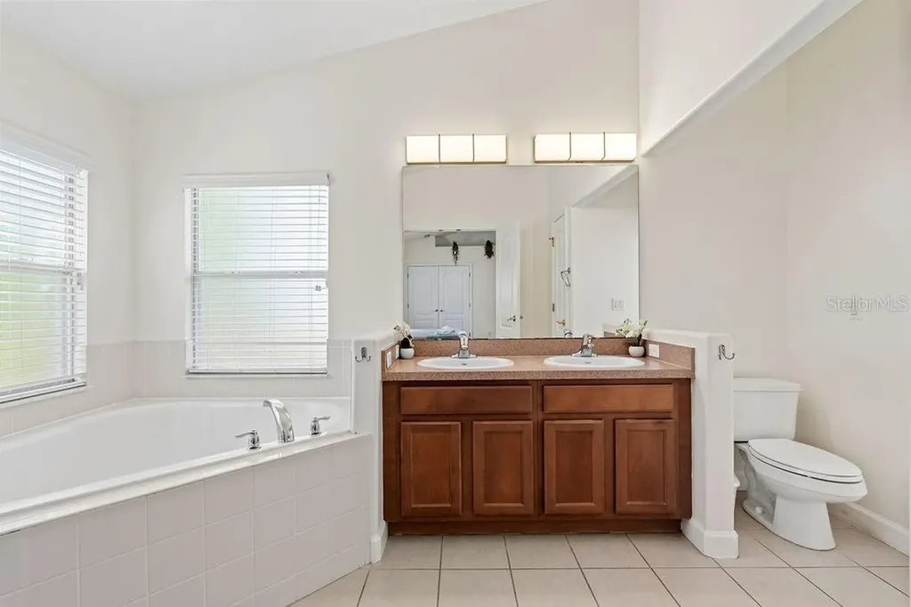 620 Old Bridge Circle Davenport FL 33897
