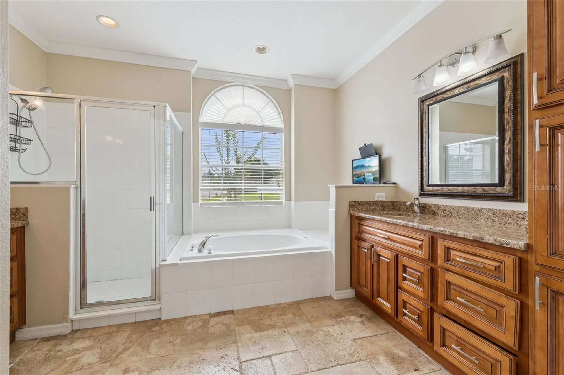2066 Gloria Oak Court Orlando FL 32820