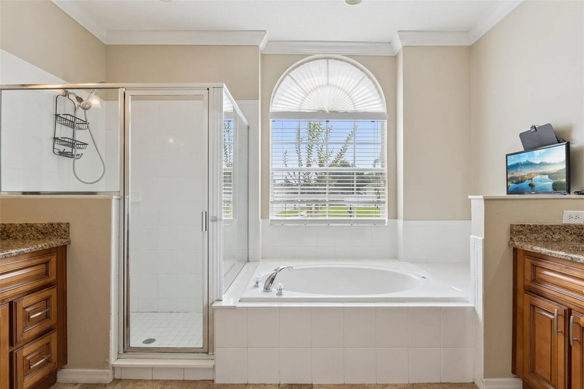 2066 Gloria Oak Court Orlando FL 32820