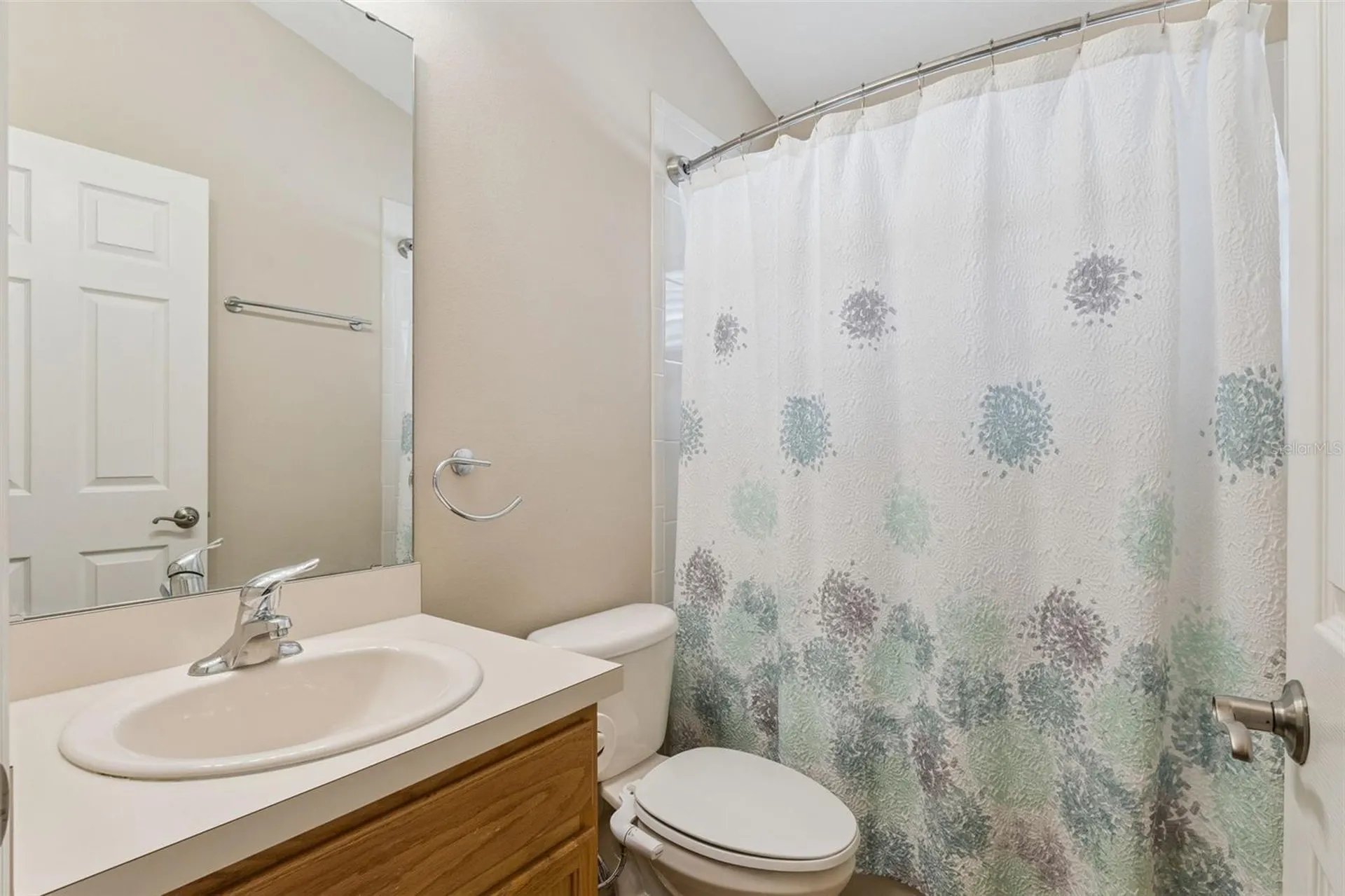 2066 Gloria Oak Court Orlando FL 32820