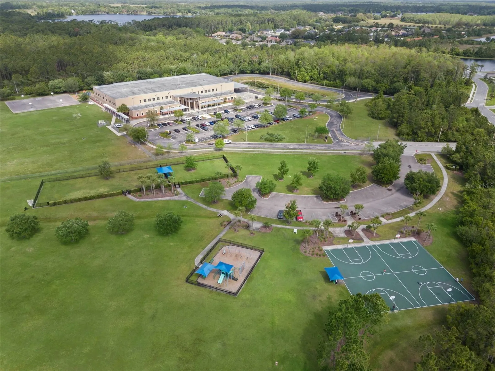 2066 Gloria Oak Court Orlando FL 32820