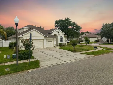 2066 Gloria Oak Court Orlando FL 32820
