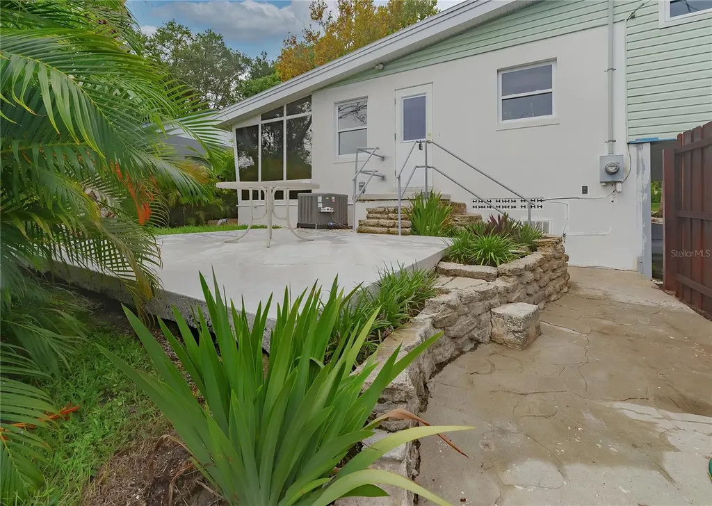 4111 Dr Martin Luther King Jr Street N St Petersburg FL 33703