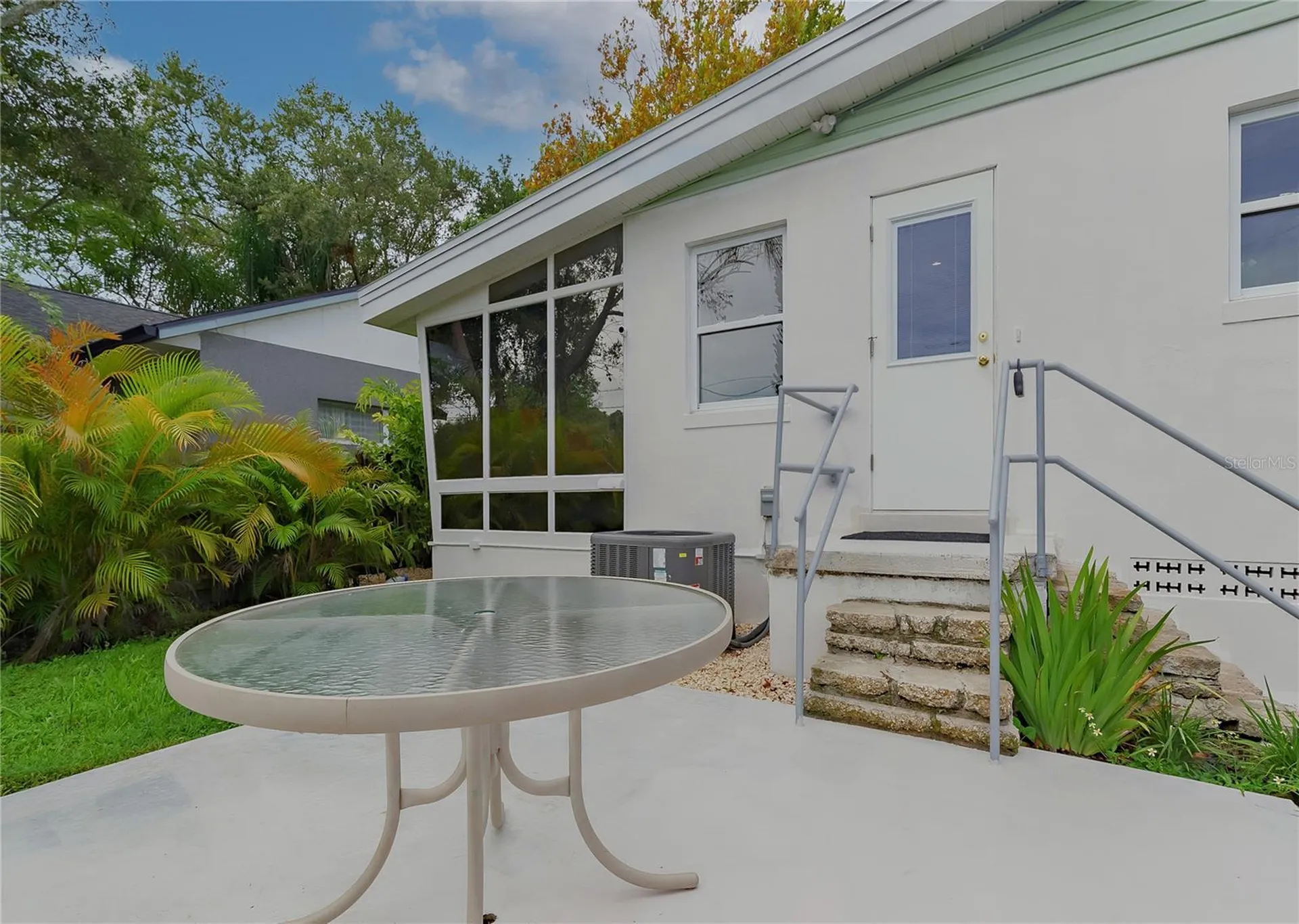 4111 Dr Martin Luther King Jr Street N St Petersburg FL 33703
