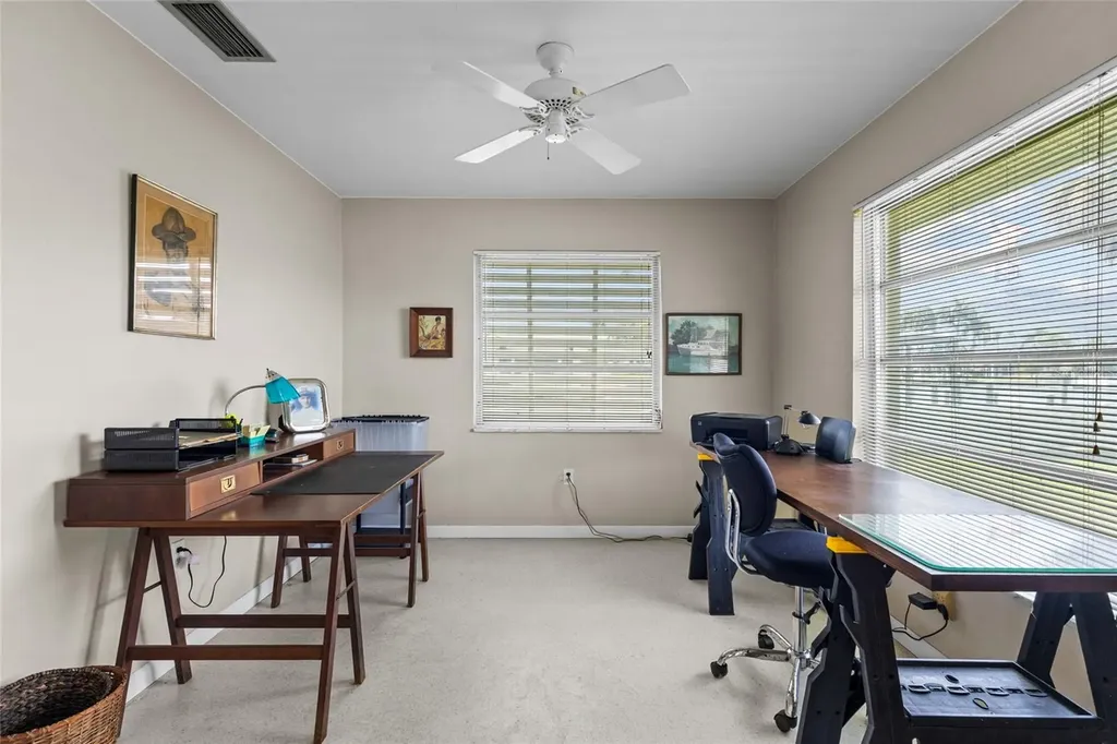 4133 49th Avenue S St Petersburg FL 33711