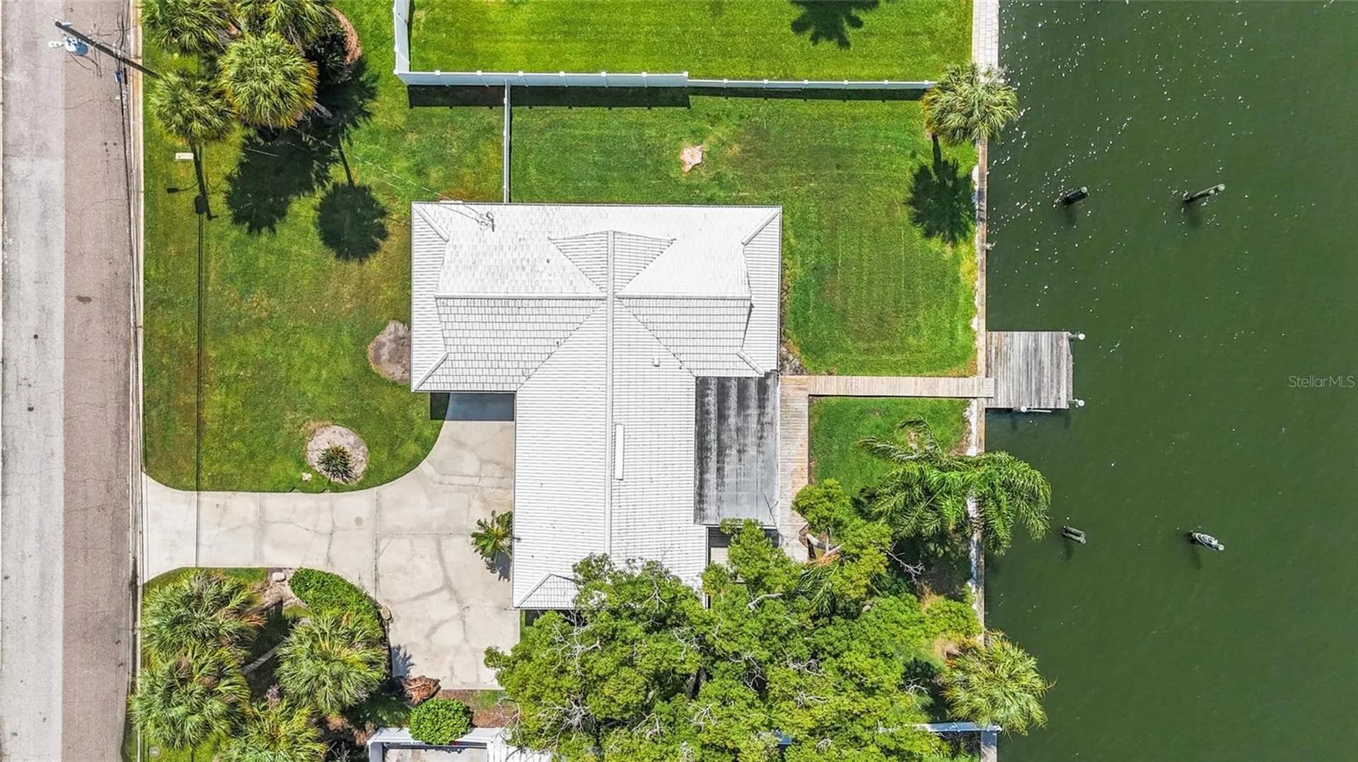 4133 49th Avenue S St Petersburg FL 33711