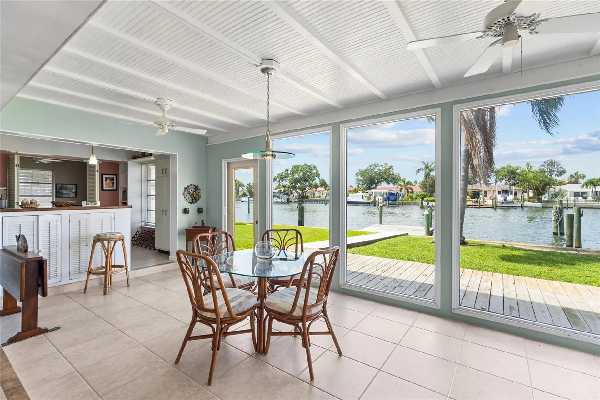 4133 49th Avenue S St Petersburg FL 33711