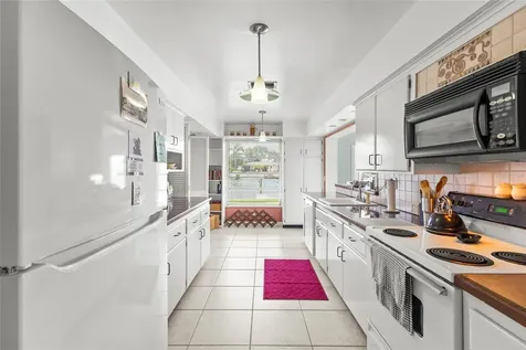 4133 49th Avenue S St Petersburg FL 33711