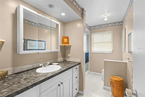 4133 49th Avenue S St Petersburg FL 33711