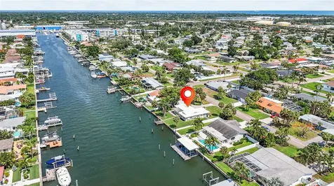 4133 49th Avenue S St Petersburg FL 33711